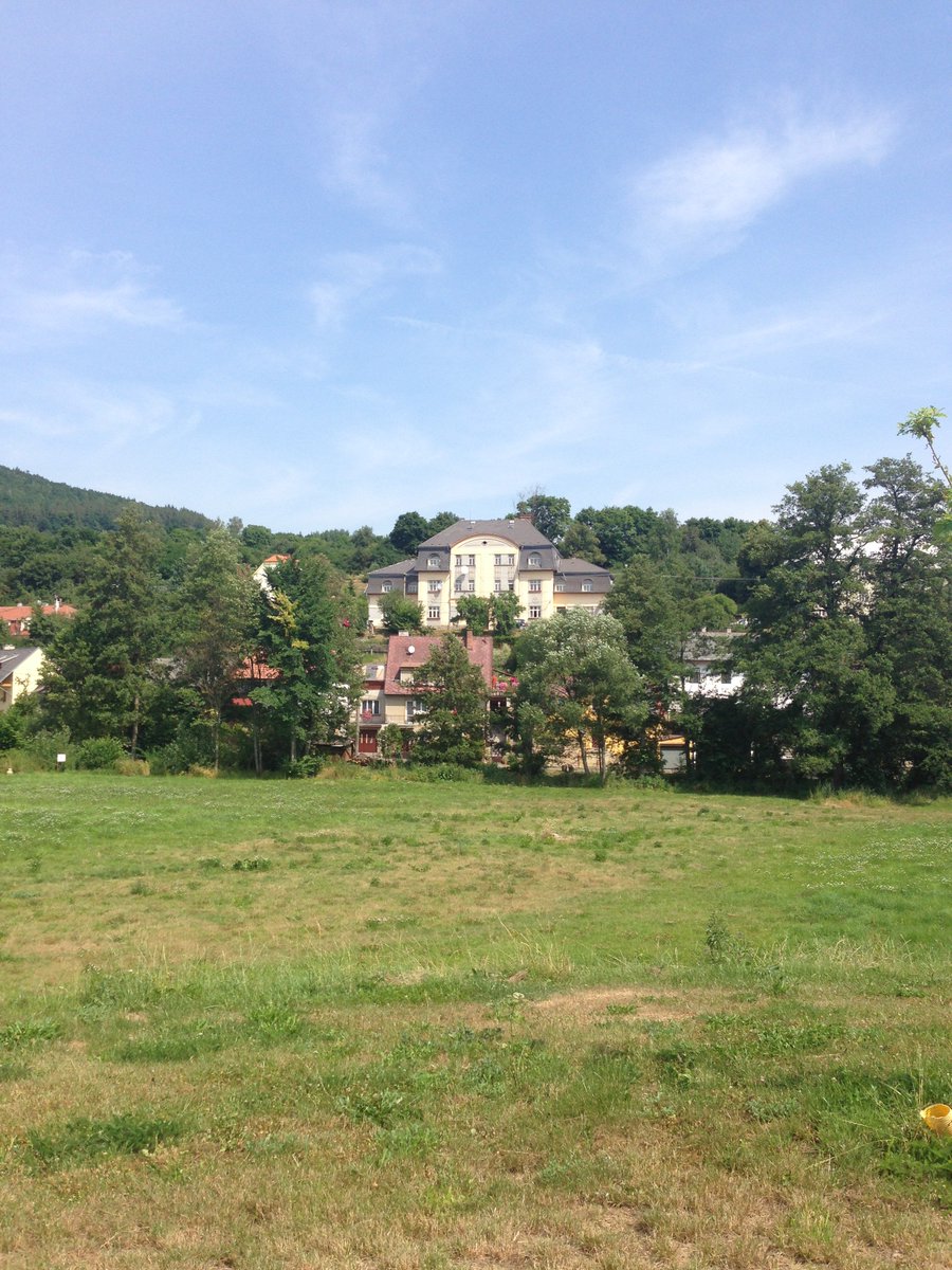 retroturistika's tweet photo. Manětín perla baroka západních Čech /https://t.co/3nOViKaYTa #manetin #cesko #czechia #heritage #history #BAROQUE #vylet #putovani #turistika #travel #trip #visit #explore #visitczechia #visitcz #zemeceska https://t.co/lLcF8VfhVD