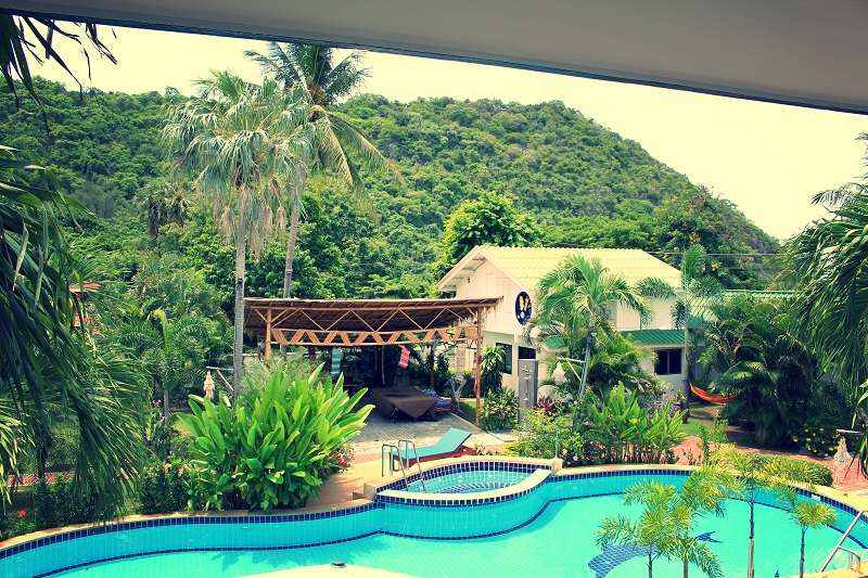 FreedomBay's tweet photo. You'll love the peace and beauty of Freedom Bay's location - https://t.co/aUrW7ckgdV https://t.co/N6rj20z1oU