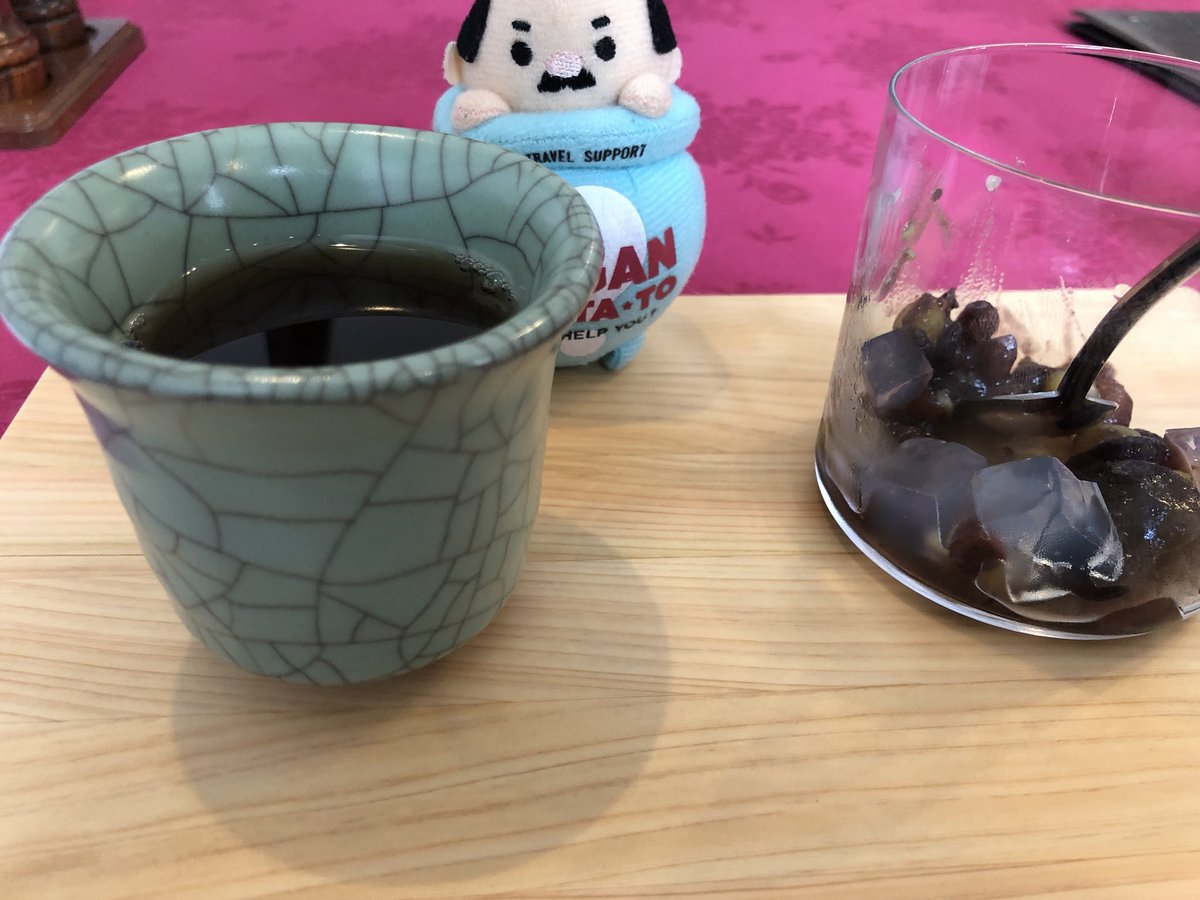 Sinscry's tweet photo. デザートセット
ケーキと煮豆が選べるのですが
あえて煮豆で٩( 'ω' )و
#肥前さが幕末維新博覧会
#壺侍
#useumsaga https://t.co/T9RNtnDyDd