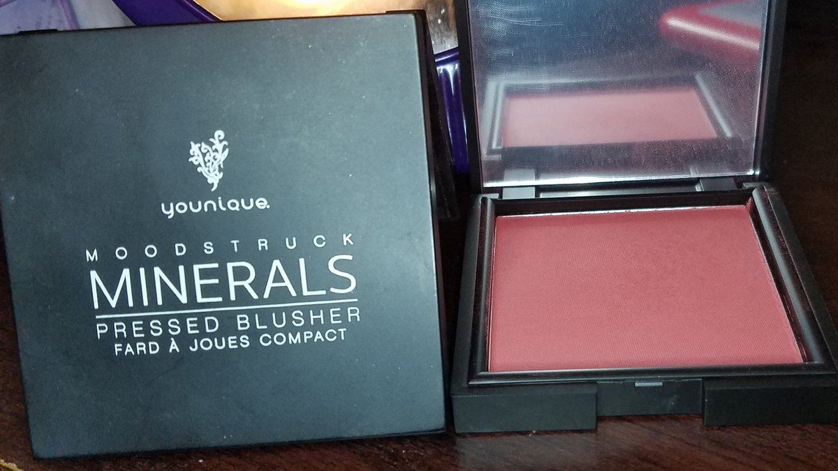 JourdanKimberly's tweet image. July 16th

Today's color of the day goes 2 Moodstruck Minerals Pressed Blushers in the shade Scandalous. Everytime I say the shade, makes me think of Scandalous by Misteeq. 🎶So so so scandalous!🎶

#Moodstruck #Minerals #PressedBlusher #Scandalous

youtu.be/arHv8p1auY0