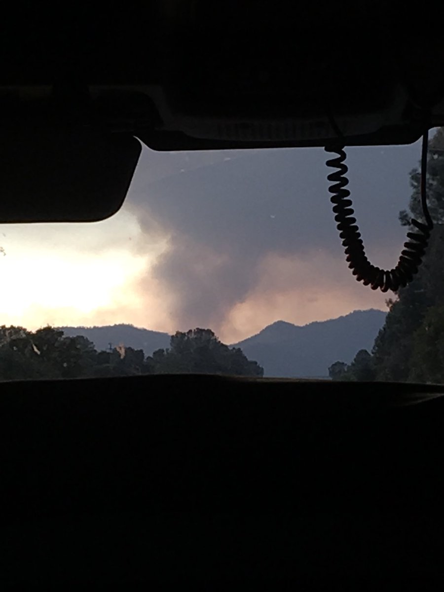 ZachariahWade3's tweet photo. Heading to the #CarrFire to get this thing contained stay safe everyone. Leave if you need to be evacuated. #hotshotlife https://t.co/8QDUD2kHQo