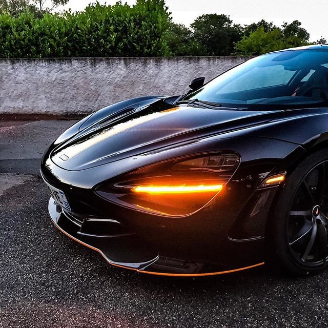 ManiacCars's tweet photo. Reposting @carscollector21:
🇬🇧 Wink before the evening race 😈
-
🇫🇷 Petit clin d’œil avant la balade du soir😈 https://t.co/o3J6SJCjhN