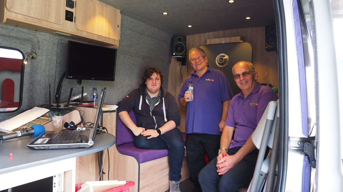 AngleseyScMedia's tweet photo. Bore da @MonFMRadio ! #teamanglesey https://t.co/TVXVcQabgY