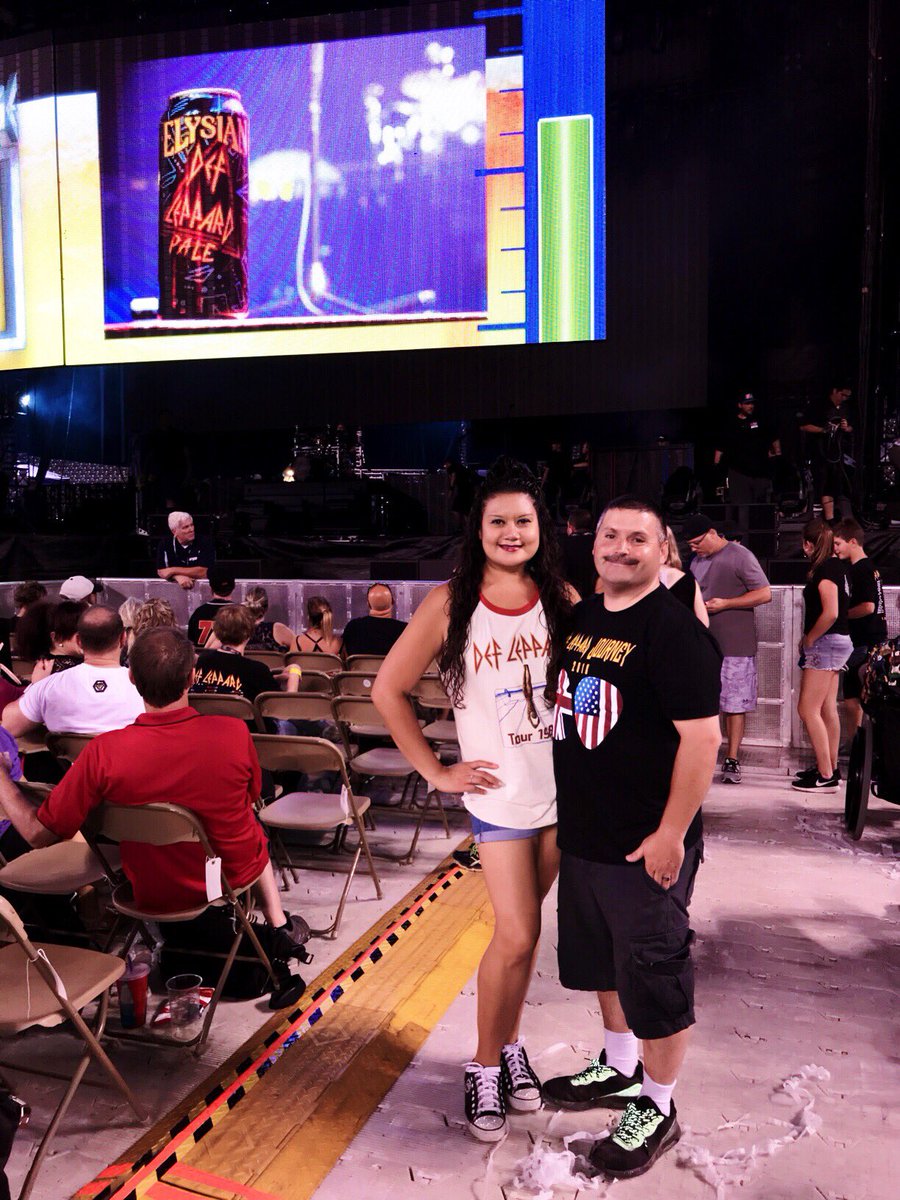 MikeandJes's tweet photo. Def Leppard and Journey Concert #DefLeppard #journey #rockmusic #bestconcert #denver #coorsfield #amazingnight #bestrockconcert #2018concert https://t.co/UBCReu34iV