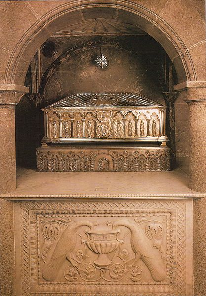 25 de Julio: Historia y Leyenda del Sepulcro de Santiago
elcaminotheway.com/en/noticias-el…
25 of July: History and Legend of the Santiago Sepulcre. English versión: elcaminotheway.com/en/the-way-new…