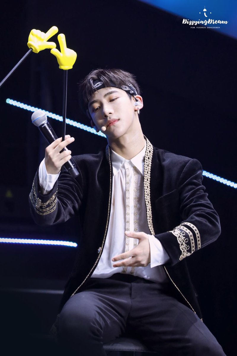 DizzyingD's tweet photo. 180721 NEX7 fanmeeting in Shanghai【HD】

 #丁泽仁 #dingzeren #딩저런 #정택인 https://t.co/pWts3MrKEB