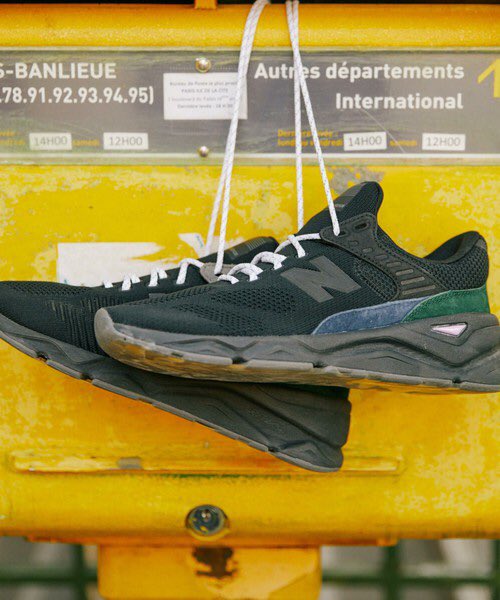 BY_ODAIBA's tweet photo. 【MENS】＜New Balance＞ MSX90
過���のデザインをシンプルにしたアッパーデザインにボリューム感のあるソー��ユニットを融合したモデルです。

¥16,900（+tax） https://t.co/CEiSyuPkCm