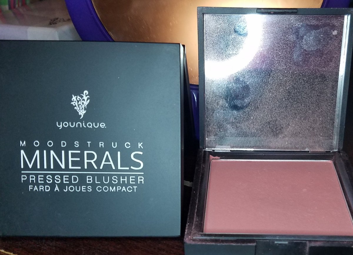 JourdanKimberly's tweet image. A Color A Day!! July 17th
Moodstruck Minerals Pressed Blushers

Today's color of the day goes 2 Moodstruck Minerals Pressed Blushers in the shade Sweet. How SWEET is it that it happens  to be my last name?!?!

#Moodstruck #Minerals #PressedBlusher #Sweet

youtu.be/335gxyLIxfM