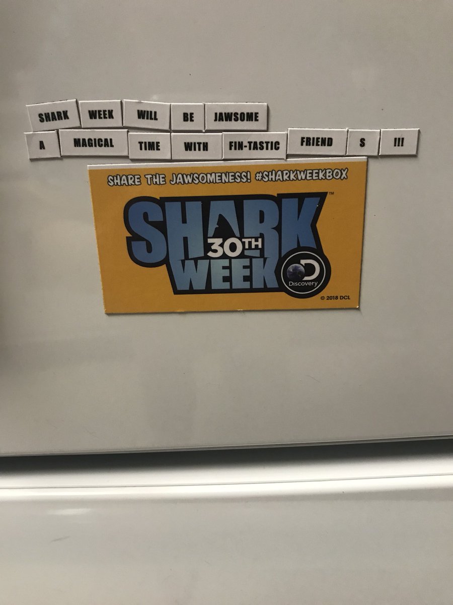 GneissShorts's tweet image. Opened my #SHARKWEEKBOX the other day, finally getting around to posting this!