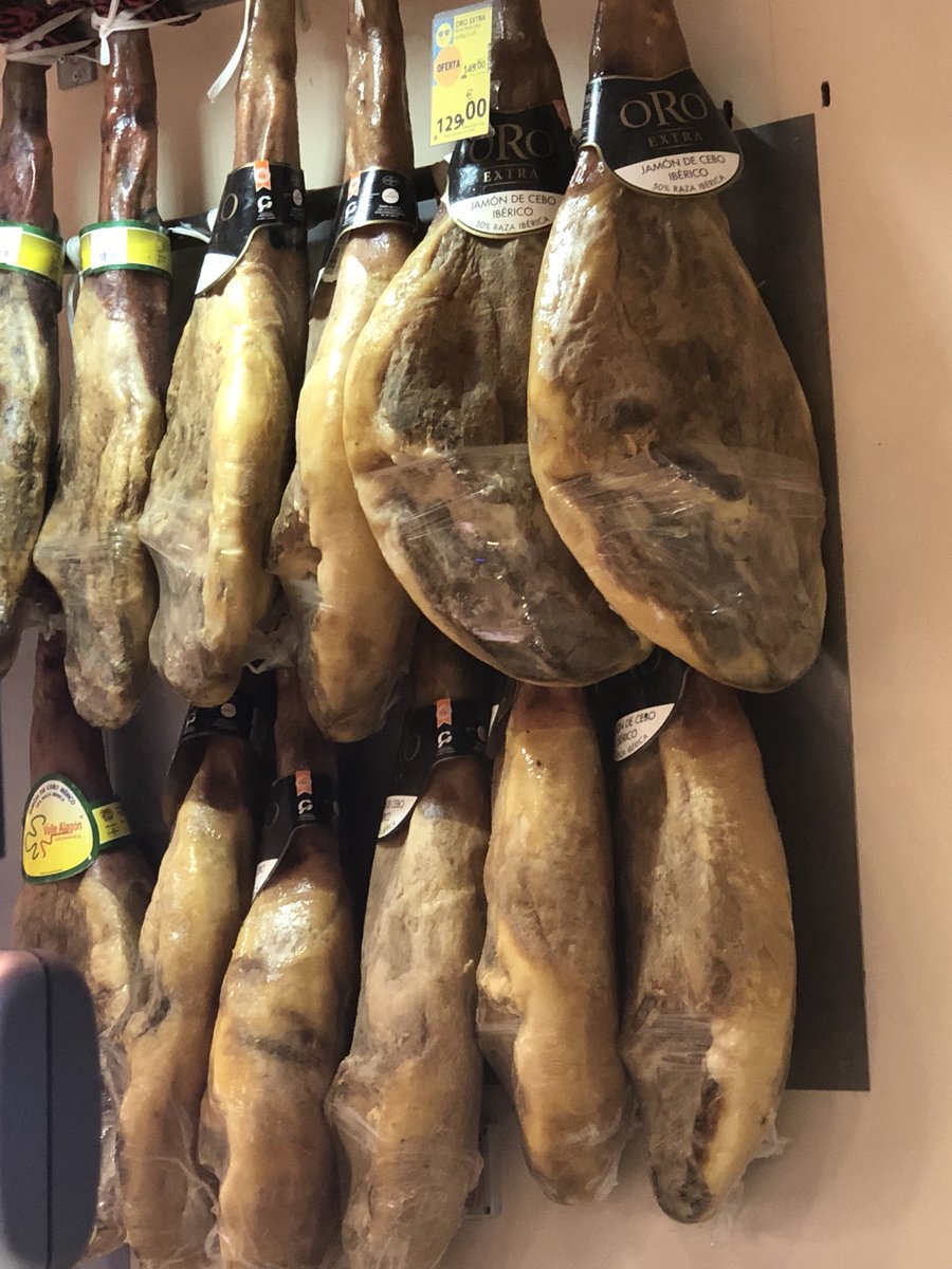 DonIorio's tweet photo. Breakfast in Spain....... where do I start. Only in Europe! @LTETRAVEL1 @donnieiorio @Gourmet_Gents https://t.co/brjJJwl0qJ