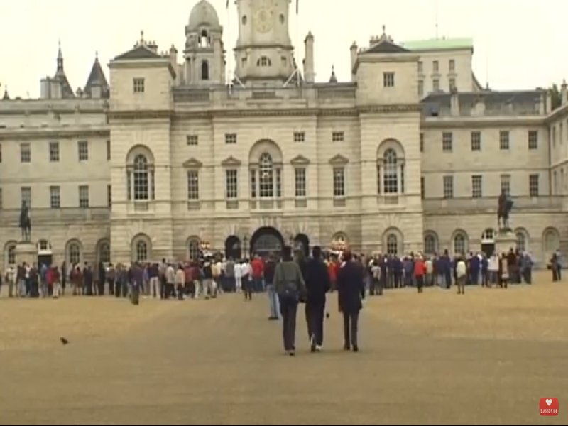 SetMyFlight's tweet photo. Tourist Attractions in London (UK): Experience the Destination with Travel Videos
#tourist #spot #travel #traveling #hotels #flights
#TravelTuesday #TuesdayMotivation 
See more: https://t.co/UKoRh4e25B
@SetMyFlight https://t.co/B4uxo4Biov