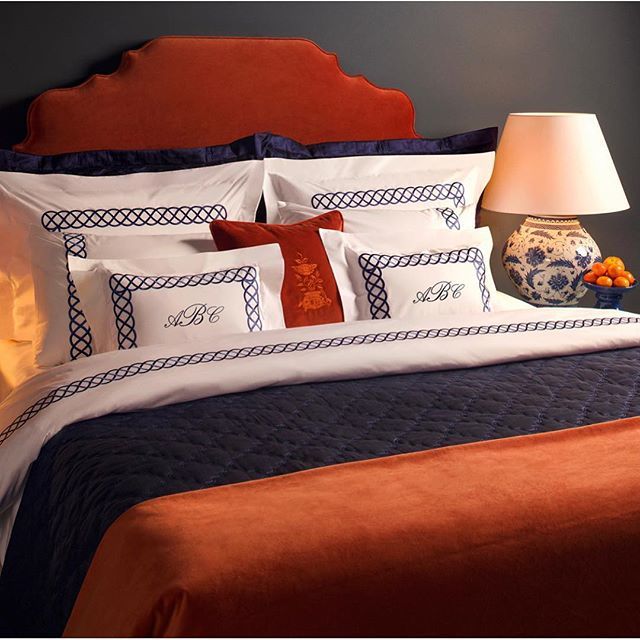 fashiontraveltr's tweet photo. #haremlique #haremliqueistanbul #linen #bedding #yachts #stylish -#decoration #fashionandtravel https://t.co/rxYSmLUwIF https://t.co/DZPvnO8cr9
