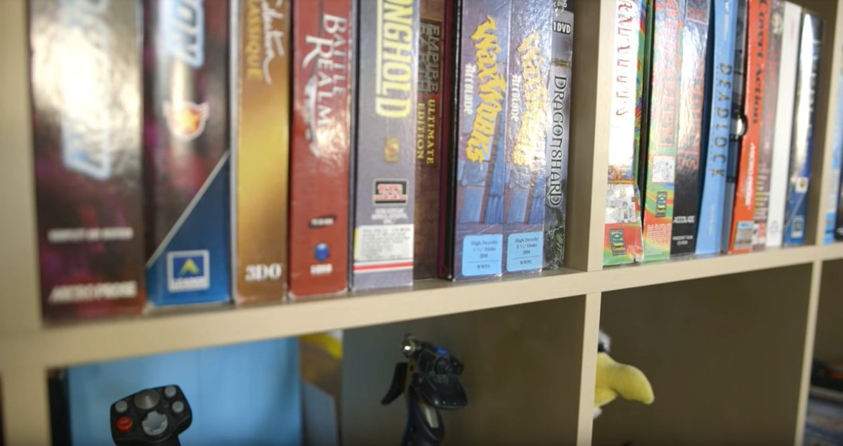 linuxvangog's tweet image. Fun trivia time, the penguin seen in multiple shots of @noclipvideo documentary has arrived to the company about the same time as I have.