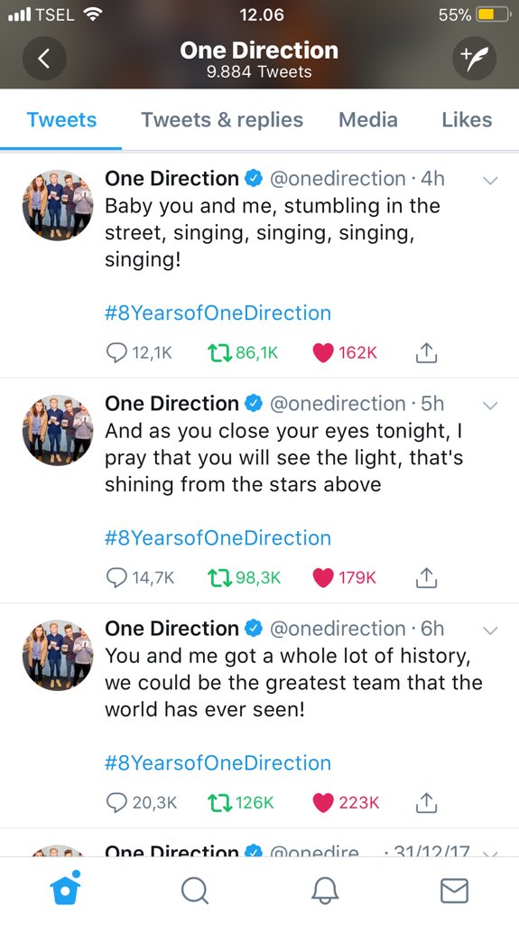 19_aisyahdewi's tweet image. GUYS!! YESTERDAY WAS AMAZING DAY IN THE WORLD!! STILL WAIT FOR OUR BOYS COMEBACK!!

#8YearofOneDirection 
#WeWantInfinityMusicVideo 
#WMYBTO1B 
#TeenChoice #ChoiceFandom #Directioners @onedirection