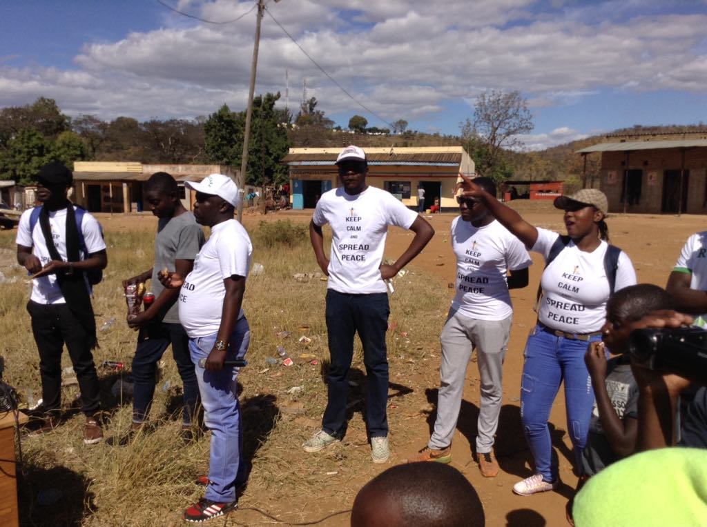 yicet263's tweet photo. Promoting peace and harmony is key as we heard towards the harmonized elections. #ivote4peace2018 #gozim #ElectionsZW @YetTrust @ZESN1 @erczimbabwe @RosewitaK @HealZim https://t.co/DunzgvR8eo