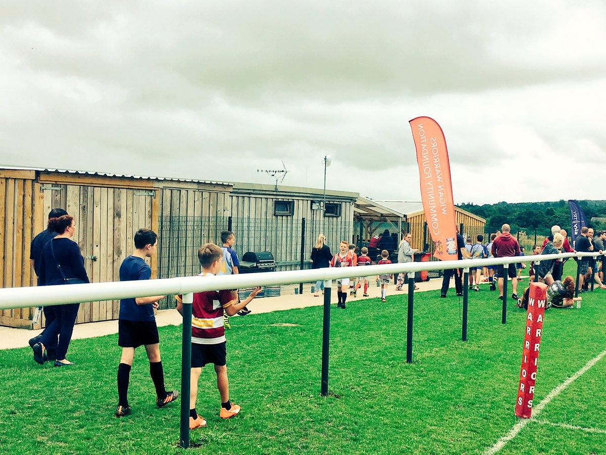 WiganWarriorsCF's tweet photo. Camp turns attention to @WiganWarriorsRL First Team session @OSJARLFC https://t.co/MvOOBvteM4