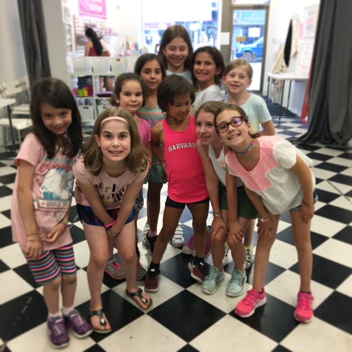 Just 1 more week until Curious Creators- STEM based camp week! Spaces are limited so sign up today! 
designherco.com/camp-2/summer-…
.
.
.
#summercamp #toronto #torontomom #torontokids #kidscamp #summer #STEM #fun #creativity #diy #summerinthecity #summerinthe6ix #avenueroad