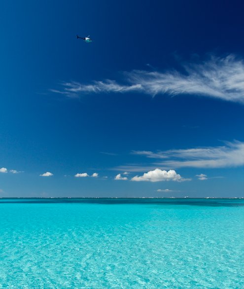 imaginecayman's tweet photo. Are you looking for soulful relaxation? Consider a luxury Grand Cayman boat charter set to your schedule. Click link to learn more. https://t.co/Vet64PjNPi
#grandcaymanboatcharter #grandcaymansnorkeling #sailinggrandcayman #stingraysailinggrandcayman #grandcaymancruiseexcursions https://t.co/O9OYggJDIN