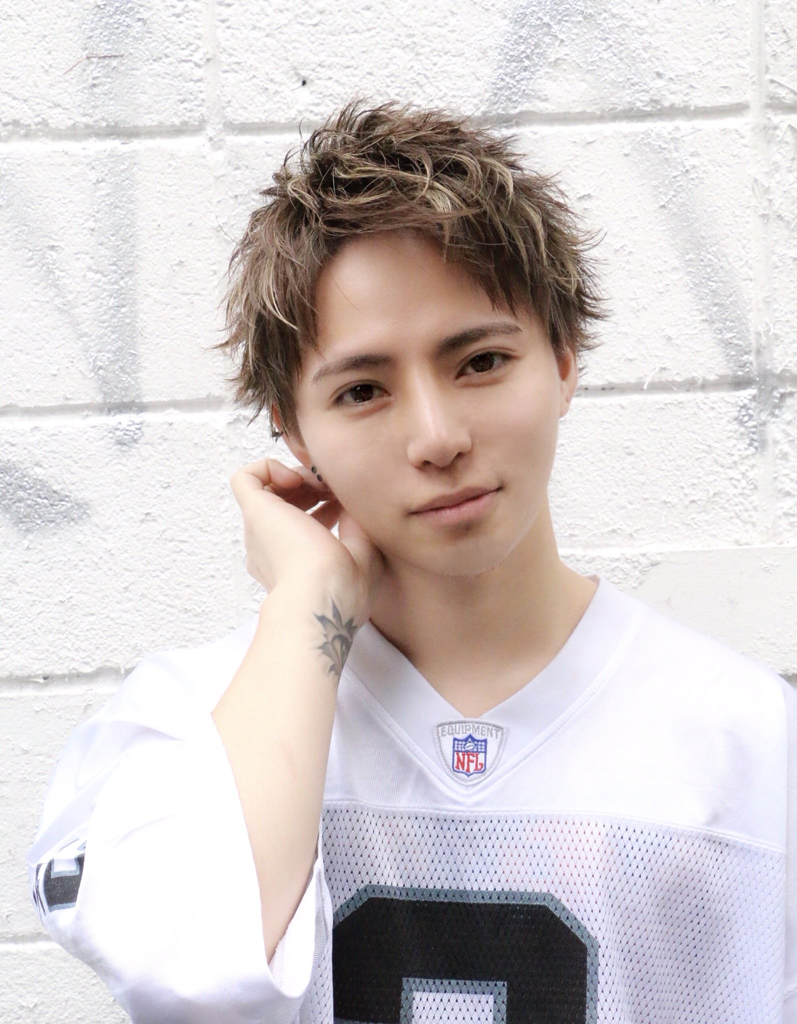 もるさん/SNS総フォロワー日本一美容師 (@TheMorusaism) / Twitter