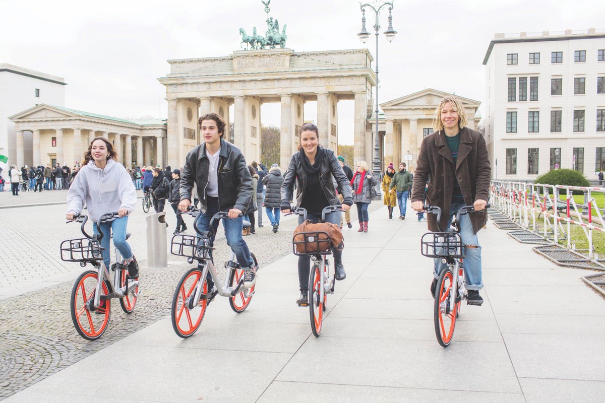MobikeSG's tweet photo. We all know cycling is good for our physical health but did you know studies have proven that cycling is also extremely beneficial for your mental health? So, next time you are feeling stress, hop on a mobike and lose those nerves! #Letsmobike #KeepCalm
https://t.co/gyS0kyAaEc https://t.co/YN1Kv9WXFV