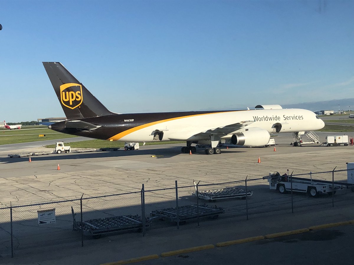 RoderLorne's tweet image. Look what is out my office window today.  😀. UPS has just arrived from Minneapolis (MSP) with their Boeing 757-24APF aircraft. @mbaerospace @HistoryoFlight @YWGairport They stopped making the Boeing 757-200 in Oct 2005, after 913 were built.