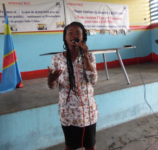 ActionAidDRC's tweet photo. @ActionAidDRC in partnership with #CONAFED is implementing the Safe Cities Programme in #Kisenso with the aim of making women and girls aware that the violence they experience in public spaces is a violation of #Humanrights. #Safecitiesbecause https://t.co/6Cmn9Py6jk