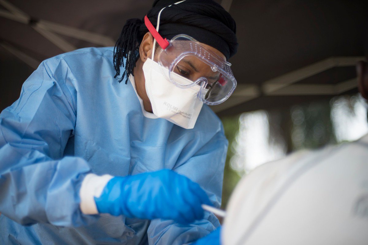 WHO's tweet photo. GREAT NEWS! The most recent #Ebola outbreak in the Democratic Republic of the Congo is now officially over.

WHO calls for international efforts to stop other deadly outbreaks in #DRC 🇨🇩

More info 📰: https://t.co/goXhK9Rijr  #alert https://t.co/QXZYHmOSmR