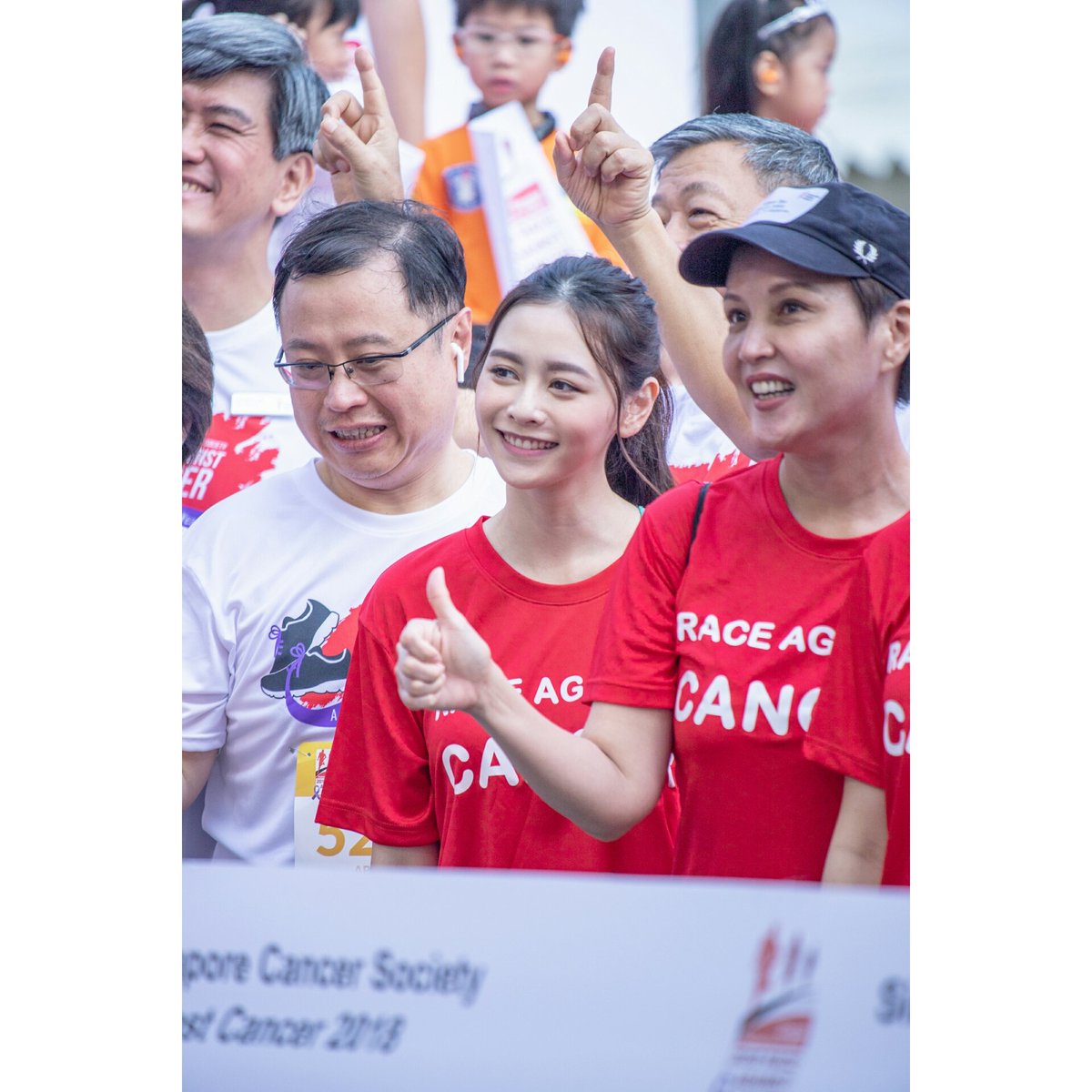 _Yingfinity's tweet photo. Some pictures to share the love we experienced on Sunday! ❤
Congrats @hereisyingying and the runners who woke up early in the morning  to complete the whole run for the cancer patients 🙌
Lets minimise cancer and maximise life! 
_  #HeYingYing #raceagainstcancer #Rac2018 https://t.co/yjKwxrm0ph