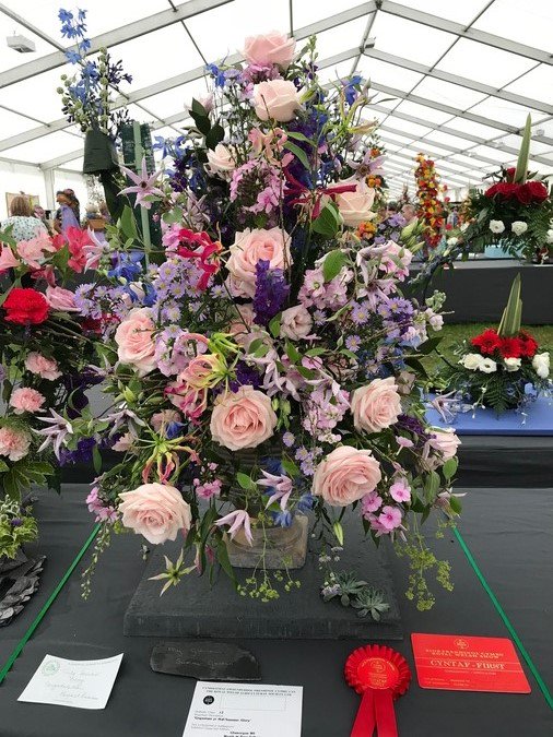 WomensInstitute's tweet photo. The Brecon Cup (floral art displays) at the @royalwelshshow was also won by Glamorgan Federation! 2nd prize was awarded to @PembrokeshireWI and 3rd prize went to @PowysRadnorWI https://t.co/Yf8HIXBYz4