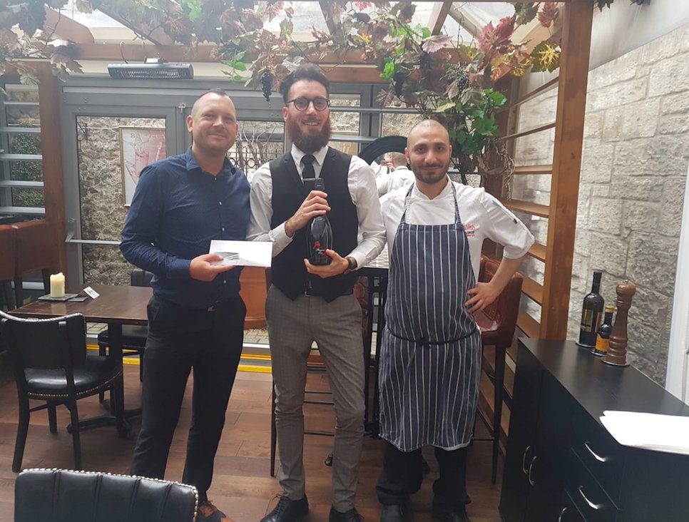 LaFavorita_EDI's tweet photo. Congratulations to The Vittoria Group employee of the month for June. Emanuele who works in our fabulous Divino! Well deserved. #employeeofthemonth #juneawards https://t.co/pjfFNRQvMo