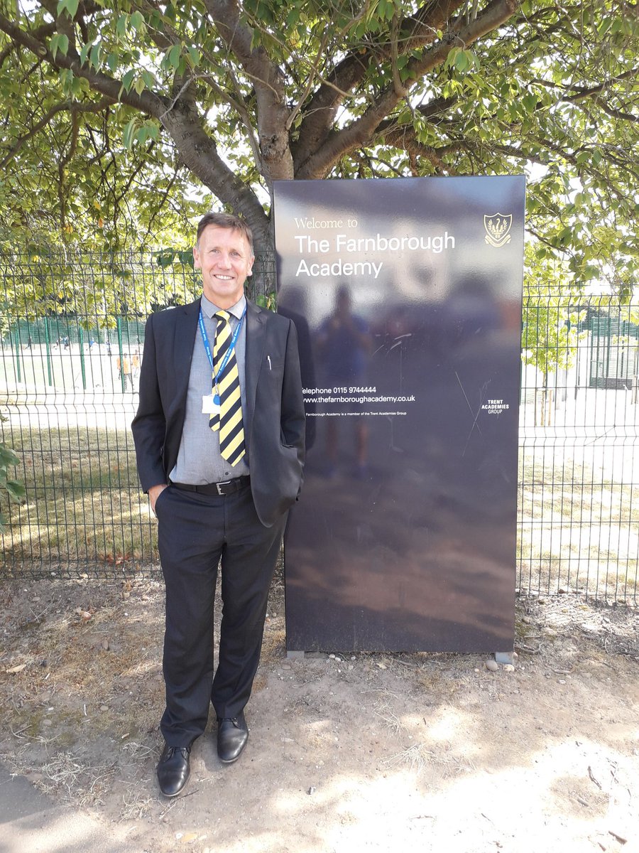 And so it's goodbye to <a href="/FarnboroughAcad/">Farnborough Spencer Academy</a> . So many good people helping young people to develop the confidence they need to shine brightly. And it's working #proud #shinebrightly <a href="/TrentAcadGroup/">Trent Academies Grp</a>