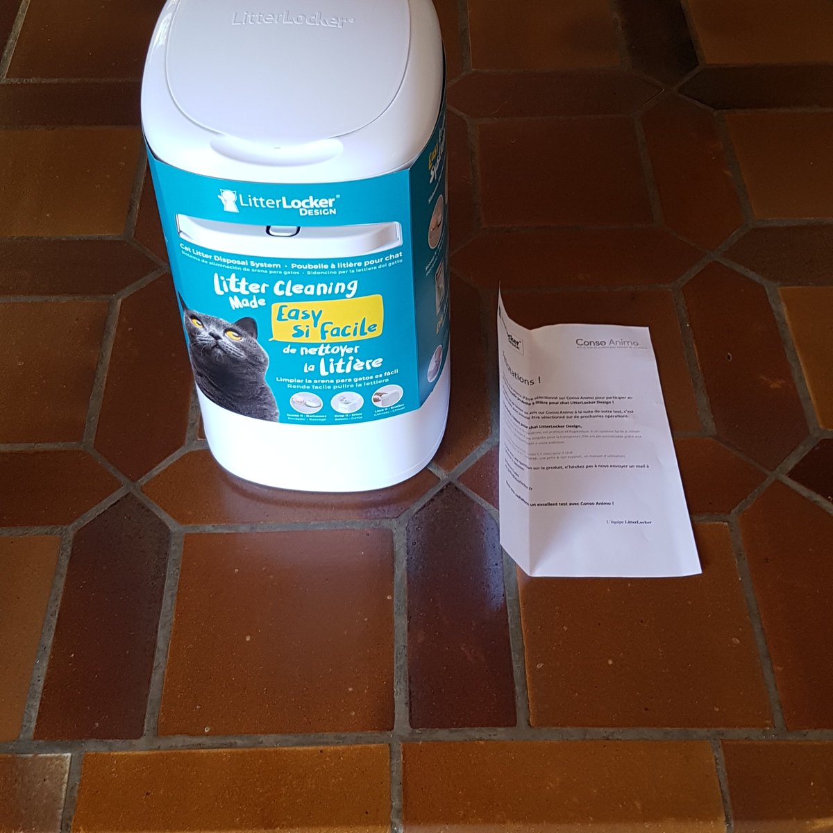 MOsiris46's tweet photo. Reçu du jour #LitterLocker #Cosoanimo merci https://t.co/jSYbRk89fF