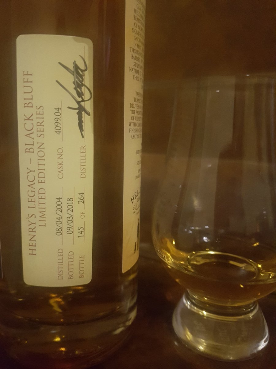 crazythainame's tweet image. Ohhhh how I love a delivery of special goodies! Helllloooooo to my new #HellyersRoad #henryslegacy #blackbluff #145 #earnedthisone #tassiewhisky #takemeback