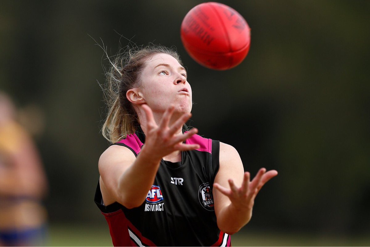 AFLSydney's tweet photo. The Warriors are back! 🗡️

The @muafc are back on the winners list as they defeat the @SouthernPowerFC at Waratah Oval. 

The @phoebe_mcw MOTW Review: https://t.co/8E3T4tqHez https://t.co/CPwhX8hmY6
