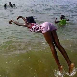 Ashwin4620's tweet photo. @naughTY592 @Mister_Praise @Alex_Houseof308 This is how you are diving into conclusion, https://t.co/aw1aXiBakp
