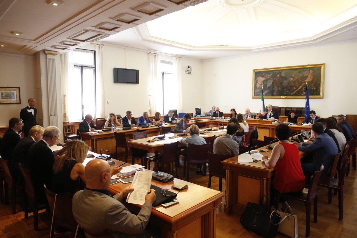 Montecitorio's tweet image. Audizione del Presidente @AGCOMunica Angelo Marcello #Cardani in Commissione #Trasporti sulle principali attività dell'Autorità. Diretta: bit.ly/Audizione_AGCO… #OpenCamera