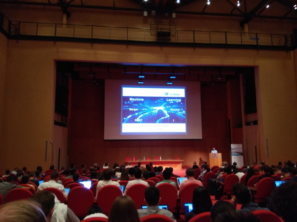 sidhusmart's tweet image. Attending lectures after more than 6 years! Still as hard! #DeepLearn2018 #summerschool