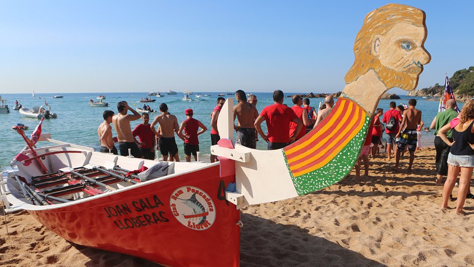 festesorg's tweet photo. Avui, diada de Santa Cristina, és la jornada central de la Festa major de Lloret de Mar, que inclou la Processó de Sa Relíquia, S'amorra Amorra i el Ball de Plaça. Aquesta serà una de les festes destacades al nostre llibre "Calendari de festes del mar".
https://t.co/WMqOQV9yeI https://t.co/YOG0f39uFE