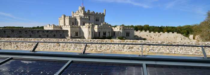 I Squared Capital (@isquaredcapital) on Twitter photo L’installation de panneaux solaires sur des monuments historiques, une solution clé pour une #EnergieRenouvelable et compétitive ? La production d’énergie solaire, bientôt possible sur les bâtiments classés : quelleenergie.fr/magazine/energ… L’installation de panneaux solaires sur des monuments historiques, une solution clé pour une #EnergieRenouvelable et compétitive ? La production d’énergie solaire, bientôt possible sur les bâtiments classés : quelleenergie.fr/magazine/energ…