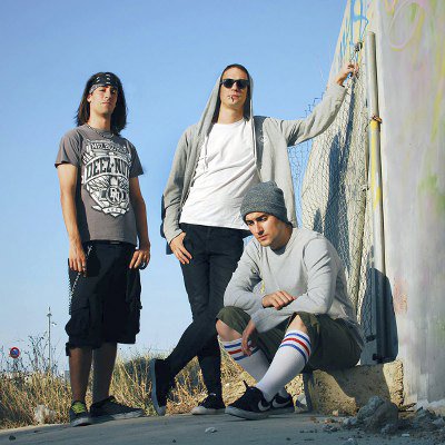 DiariodeunRock's tweet photo. ¿Te atreves a descubrir a #EmbersPath a través de nuestra entrevista? @Comunicanroll

👉https://t.co/lUPcCENia4 https://t.co/CgdAkCDQxc