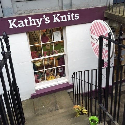 IndieBurghCraft's tweet photo. @KathysKnits opened in 2012, a yarn shop specialising in high quality British yarns: JC Rennie, Jamieson &amp; Smith, Blacker &amp; Eden Cottage. It is a staple of the #indieburghcraftcrawl. She takes great pleasure in welcoming fellow knitters from all round the world. https://t.co/9Y7KGYbaOd