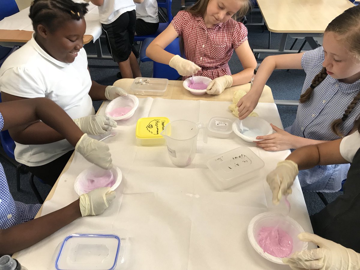 Windmill5W's tweet photo. Super slime!! What a fun way to end year 5 😄 #musicfederation https://t.co/t9yw8N6kWv