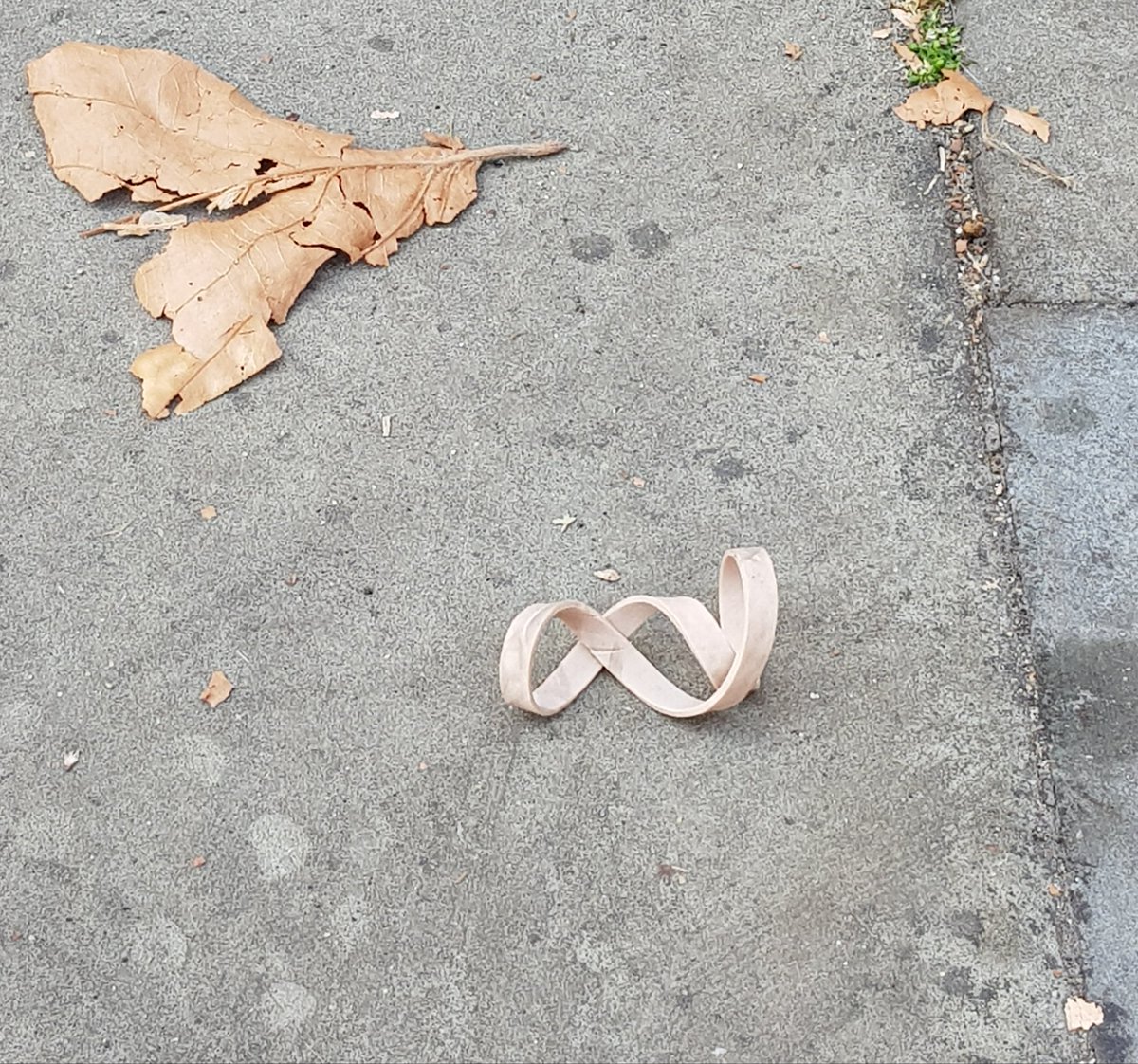 postconsumerist's tweet photo. #whereisthelove? https://t.co/vJJhXgACm8