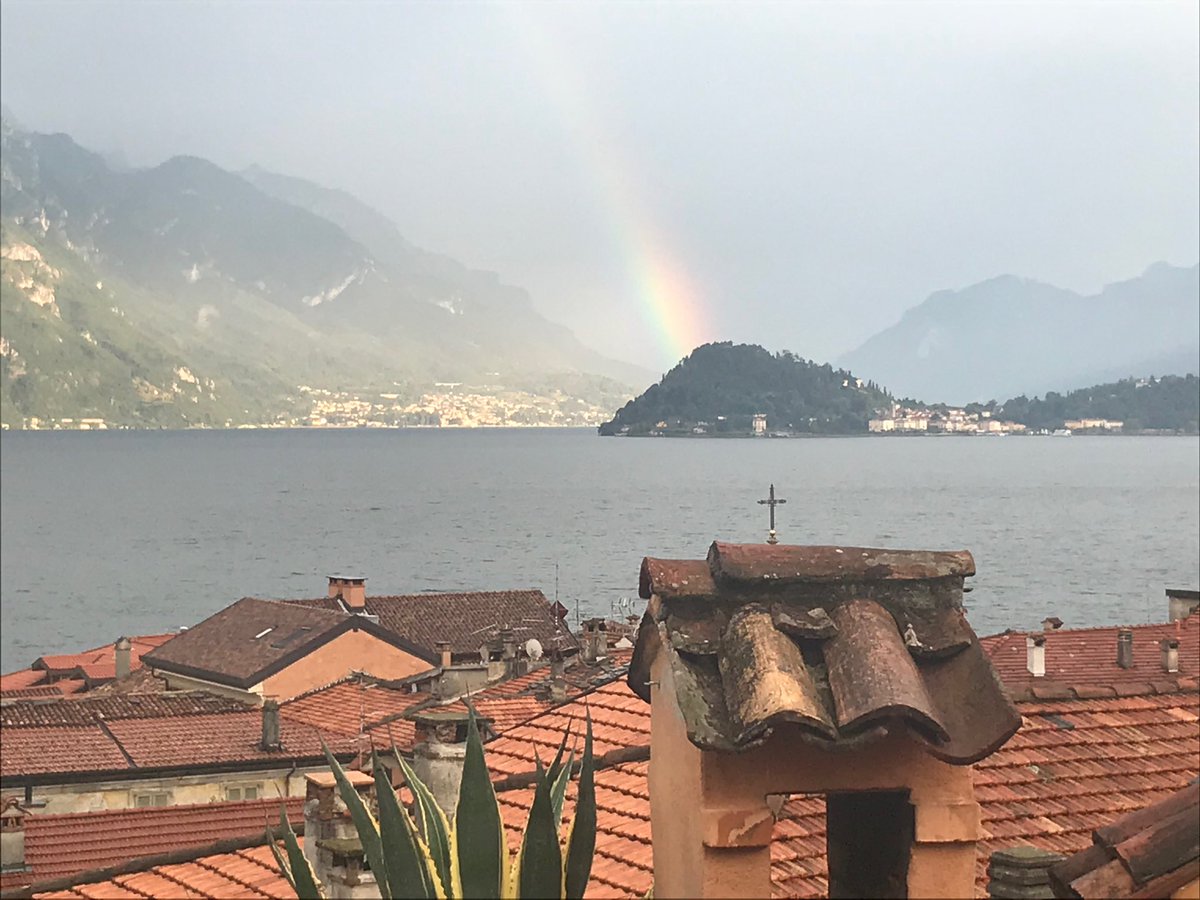 LakeComoLove's tweet photo. Rainbow in Bellagio.
#lakecomo #bellagio https://t.co/IPnl4XSvhl