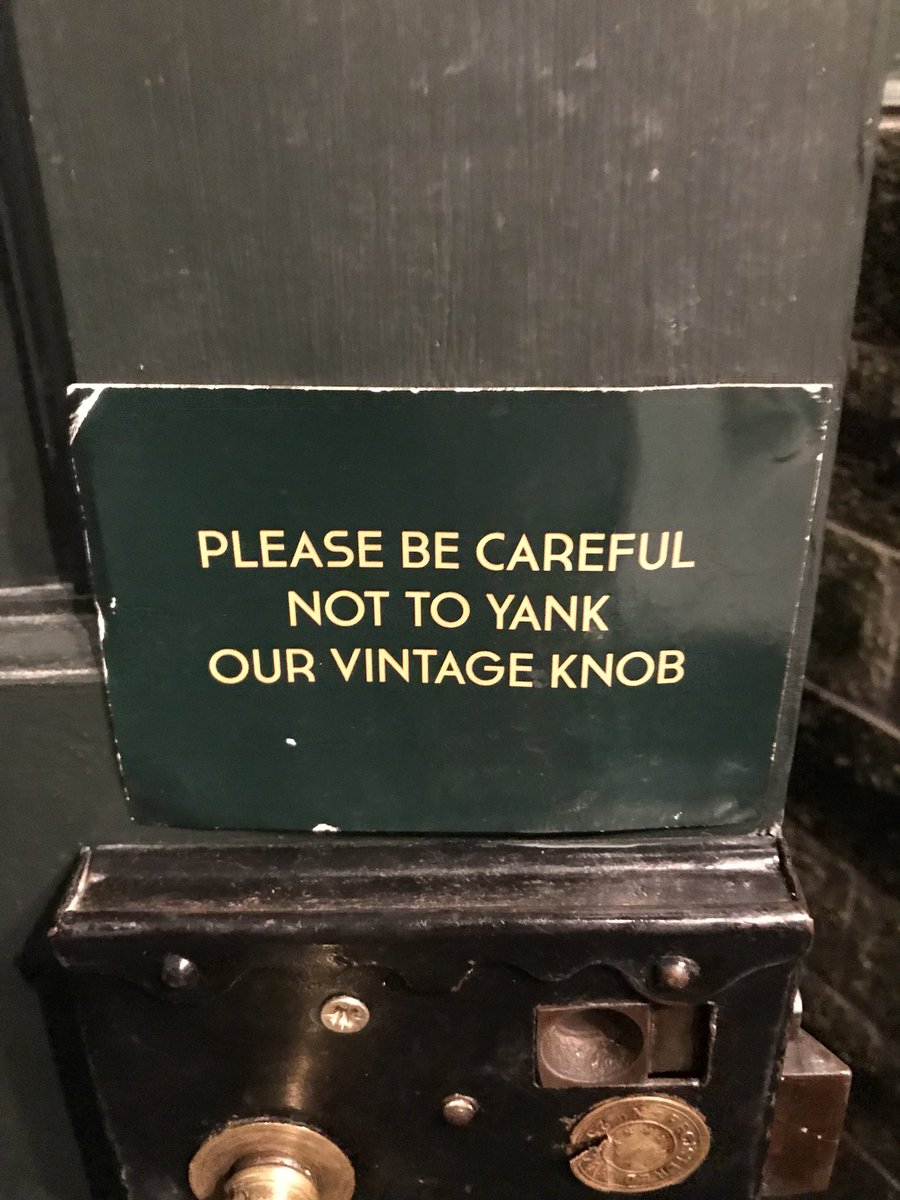 WomenWD's tweet image. As a fan of the quintessential British humour (as seen in various Carry On films) this gave me a right loo-time giggle! Oh gosh, it’s too much! 🤣🤣🤣 #ToiletHumour #CarryOnCabinetRooms #VintageKnobs @cabinetrooms