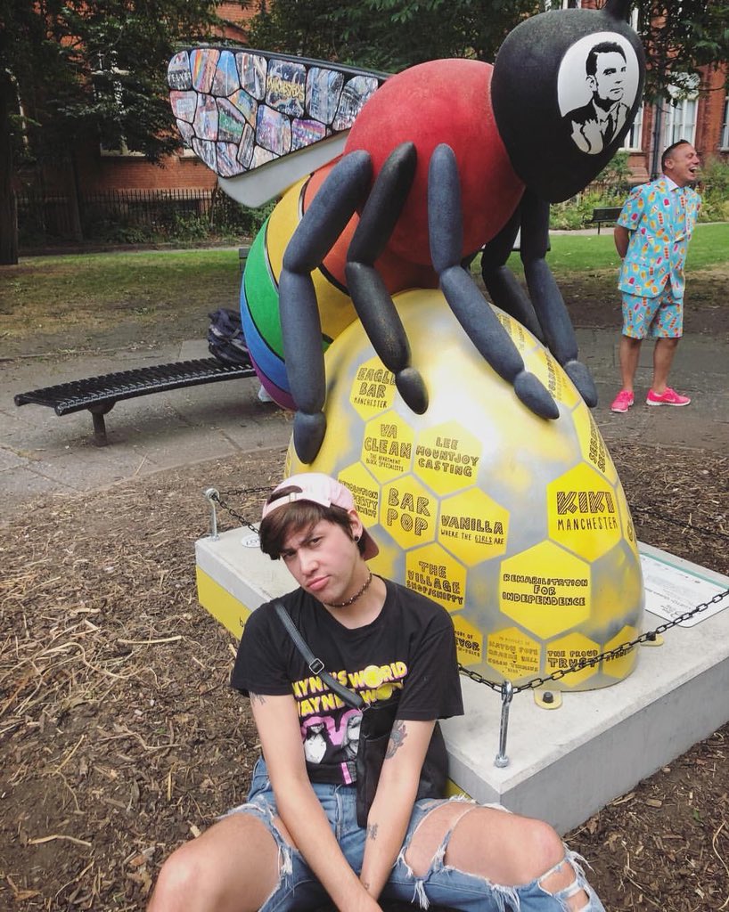 LGBTQ_QueenBee's tweet photo. Yesterday I had my first #celebrity #selfie with @RuPaulsDragRace #SuperStar @AdoreDelano in my new home in Sackville Gardens! Who’s next?? Keep these selfies coming @beeinthecitymcr @CJTaylordArt @BenSedman #BeeInTheCity #QueenBeeMCR https://t.co/NE7GzhX82t