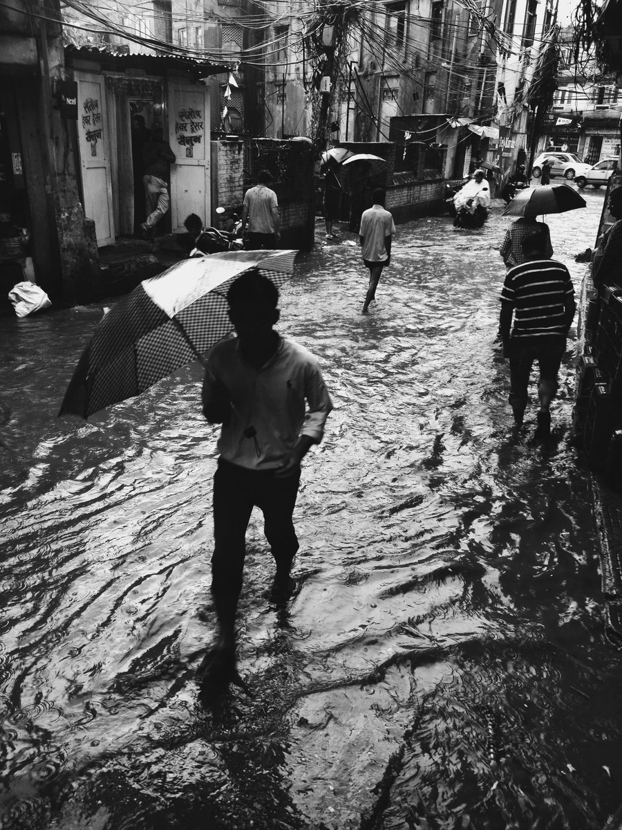 Thefallofrohan's tweet photo. #kathmandu  during rain part II. #nodrain https://t.co/sDHlOIJOfe