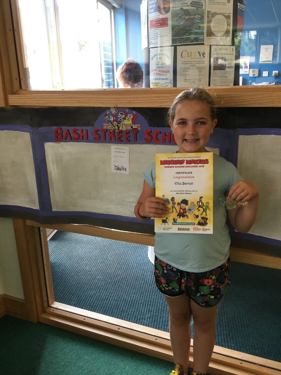 gloslibs's tweet image. Ellie is a very proud finisher of #SummerReadingChallenge at Coleford Library - well done and congratulations! Be sure to keep reading for the rest of the holidays! #SuperReader #MischiefMaker 🥇