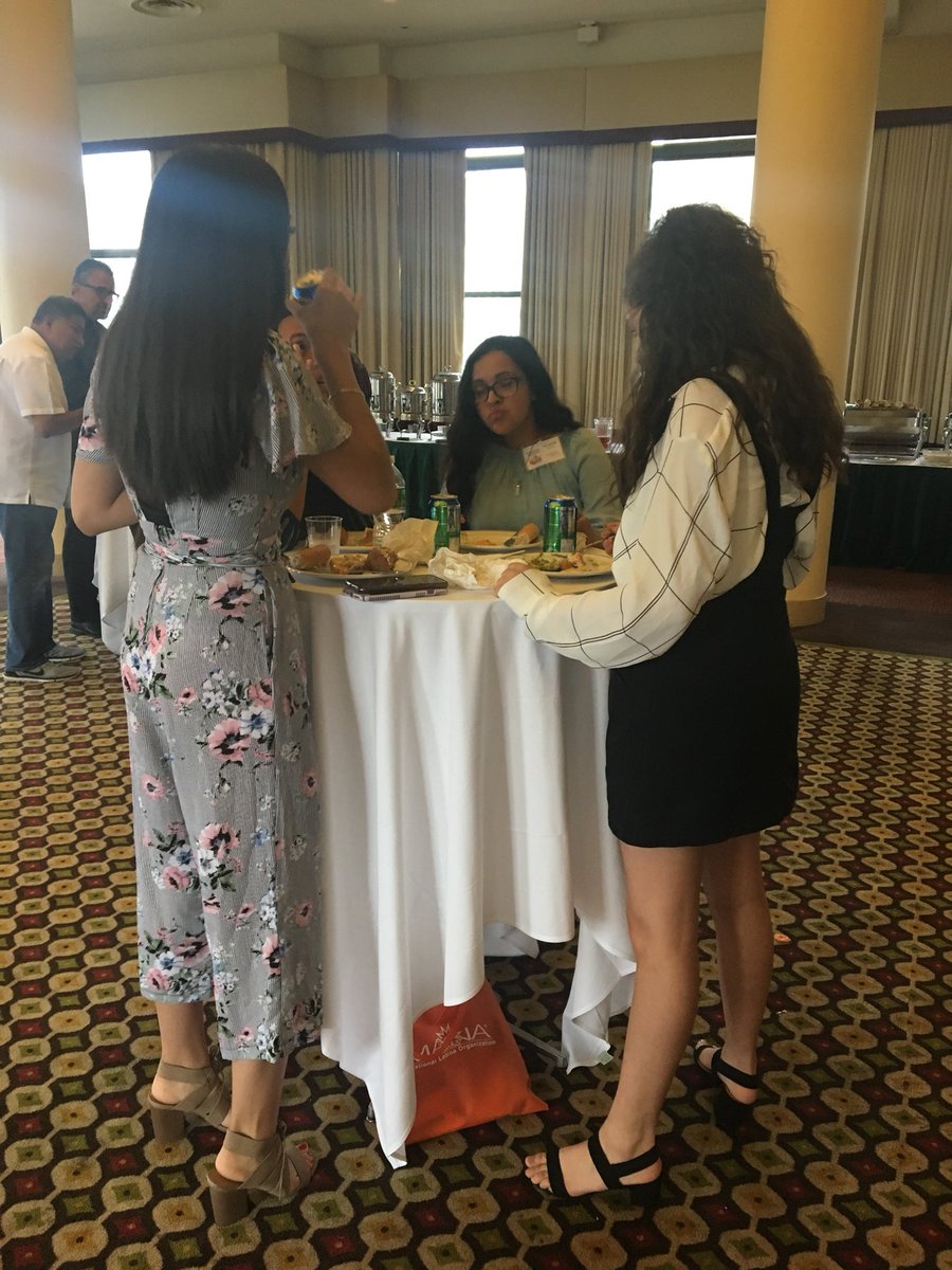 antoinettefox8's tweet photo. #MANA2018 Hermanitas take NYC let the networking and cultural experiences begin @AlmaGCrossley @GM_Diversity GM partner and family https://t.co/1bPaEev7iD