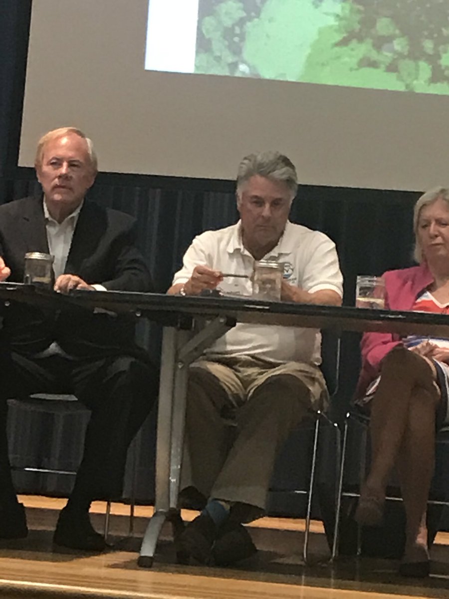 PamKeithFL's tweet image. RIDICULOUSLY SUPERB Town Hall last night on solutions to our water issues!! Thanks to Paul Laura, Maggie Hurchalla and Marty Baum for providing SO MUCH critical information. We CAN do better &amp;amp; it starts with the VOTE! #algaebloom #FL18 #DemForce #ItsUp2Us